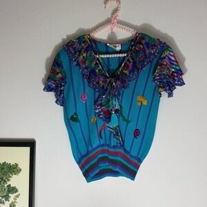 Jaymee Papell Vintage blue abstract embroidered top size Medium